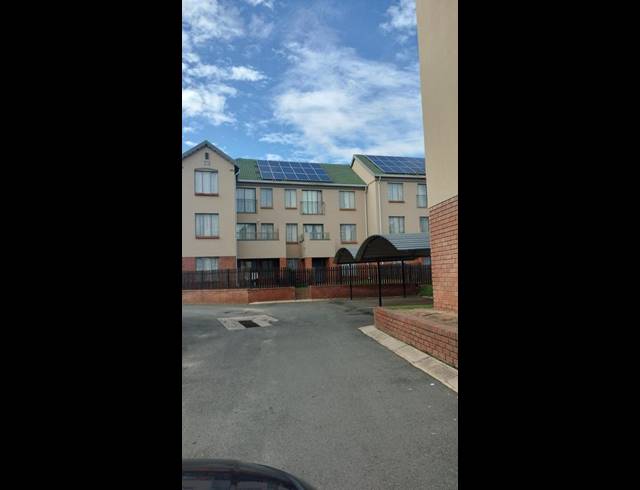 2 BEDROOM TOWNHOUSE FOR SALE IN TERENURE